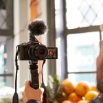 Nggak Nyangka! Mirrorless Compact Bikin Hasil Auto Keren