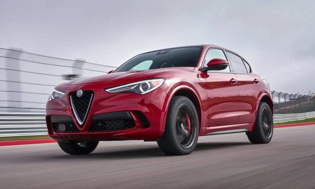 Performa Brutal! Alfa Romeo Stelvio Quadrifoglio Libas Jalanan