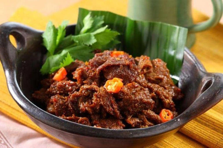 Babat Gongso, Kuliner Legendaris Semarang & Cita Rasa Gurih