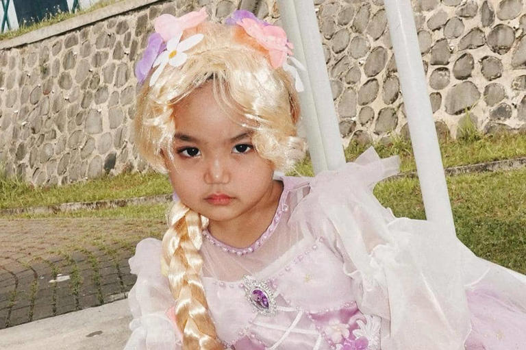 Makin Gemas! Xarena Anak Siti Badriah Tampil Bak Rapunzel