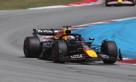 Max Verstappen Keluhkan Lintasan Bergelombang Di F1 GP AS