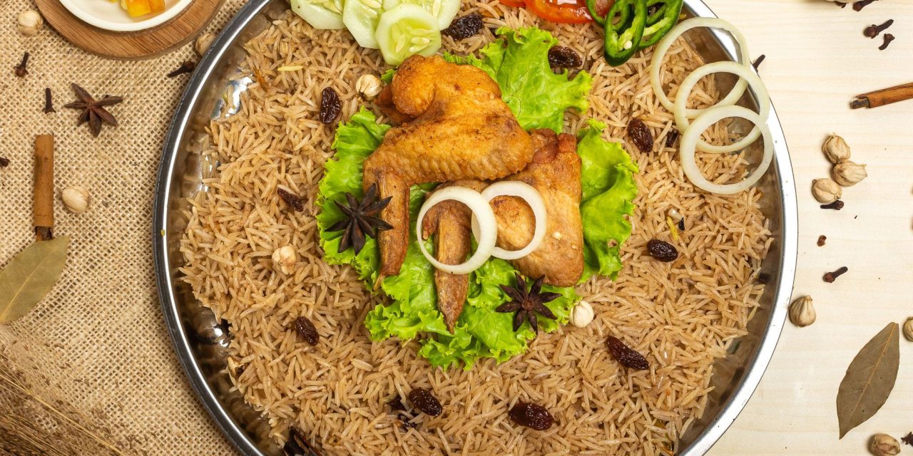 Sensasi Timur Tengah! Nasi Kebuli Gurih Yang Kaya Rasa